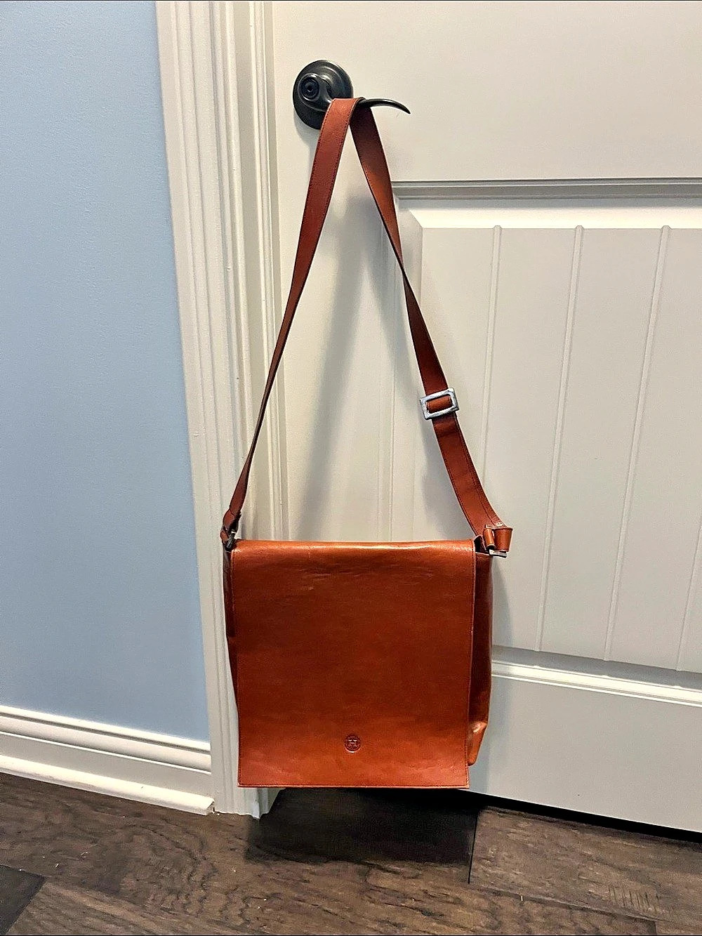 Holden Leathergoods Holden Compact Messenger Bag Brown